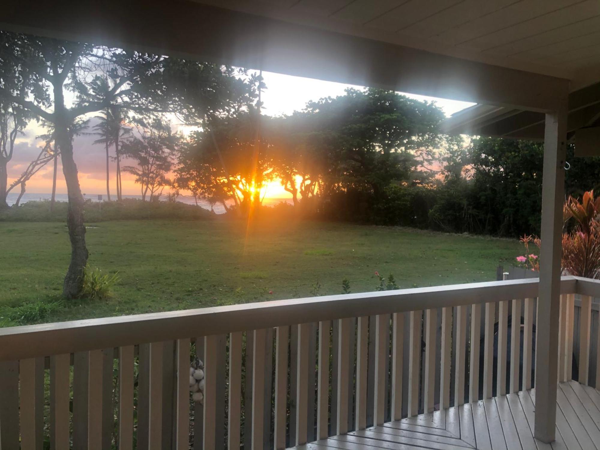 Villa Tropical Treasure On A White Sandy Beach Laie Exterior foto